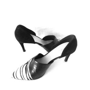 Nine West Velvet/Leather/Cow Pumps, size 7.5